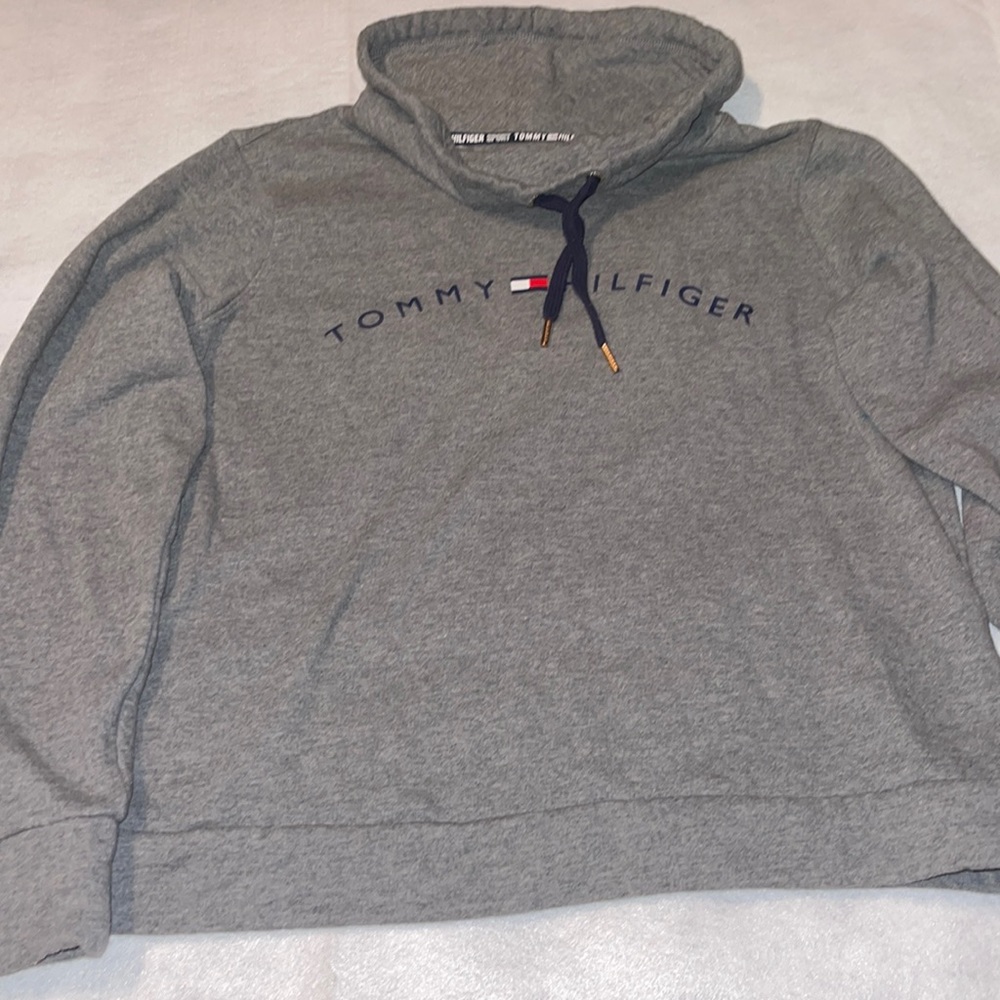 Tommy Hilfiger womens pullover size large
